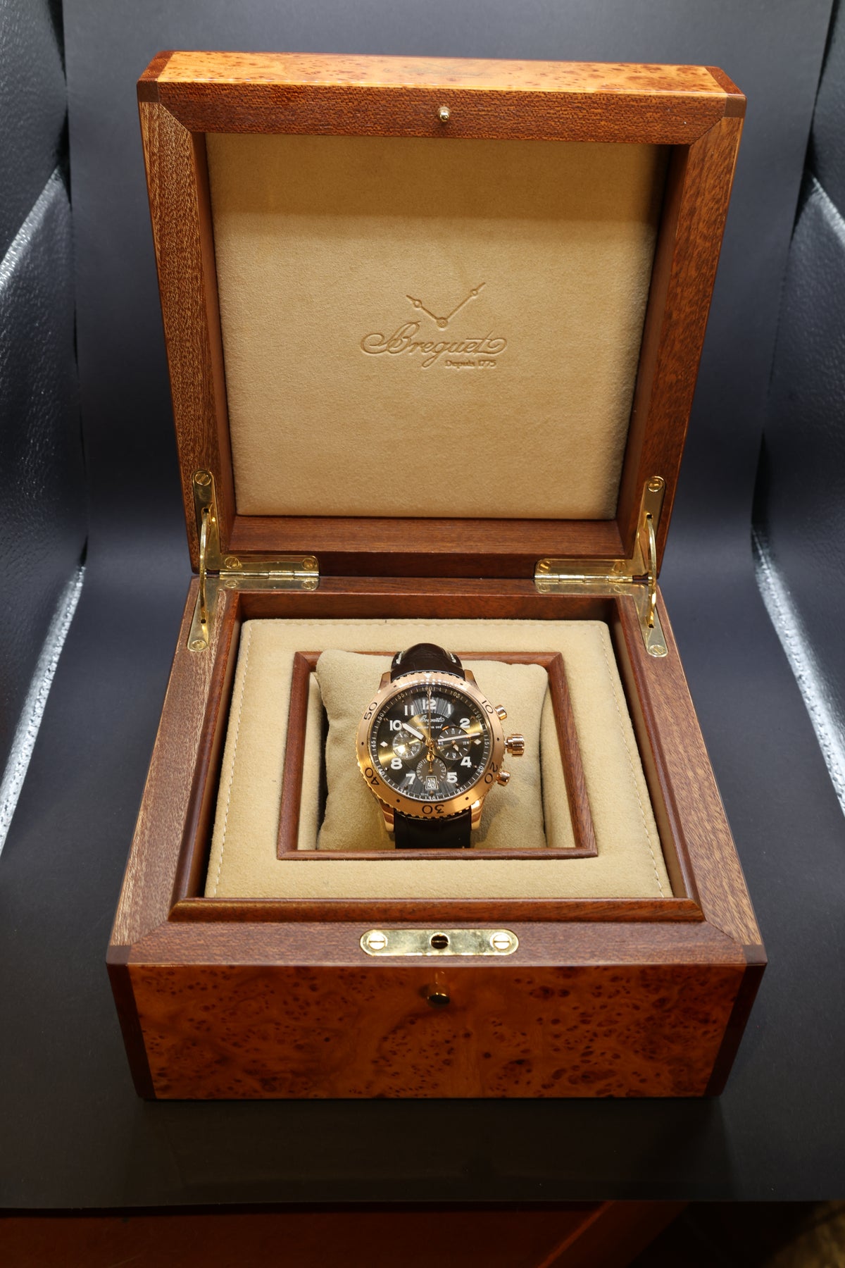 Relógio pulso em ouro Breguet Type XXI refª 3810
