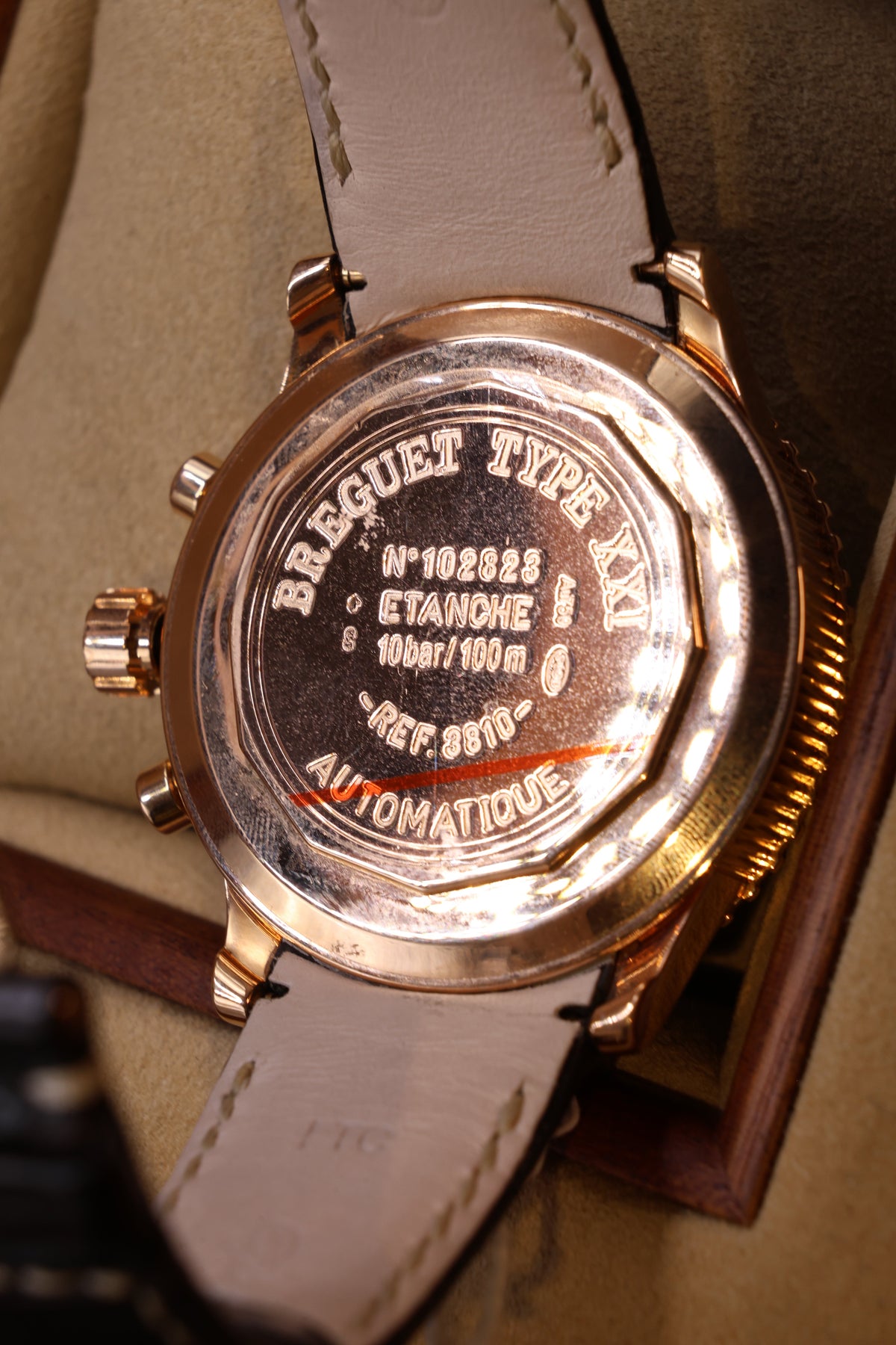 Relógio pulso em ouro Breguet Type XXI refª 3810