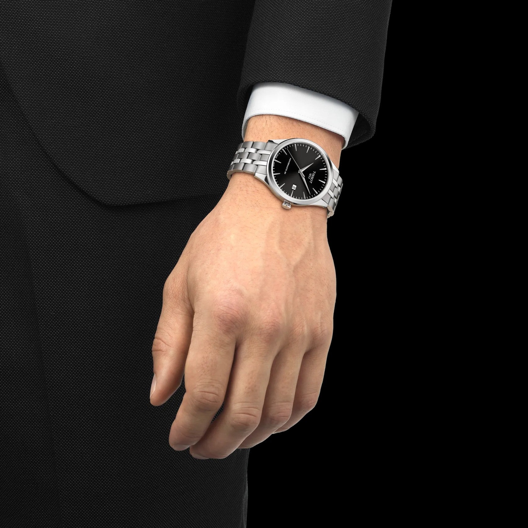 Relógio Tissot Classic Dream 40mm T158.407.11.051.00