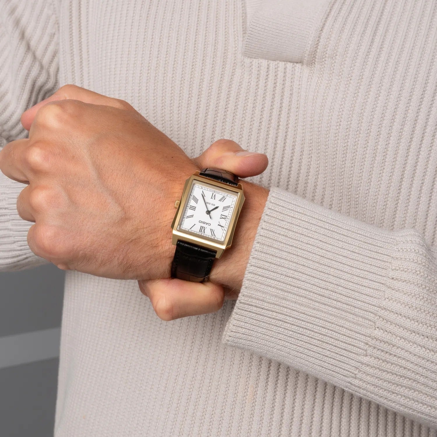 Relógio Casio Timeless MTP-B190GL-7BVEF