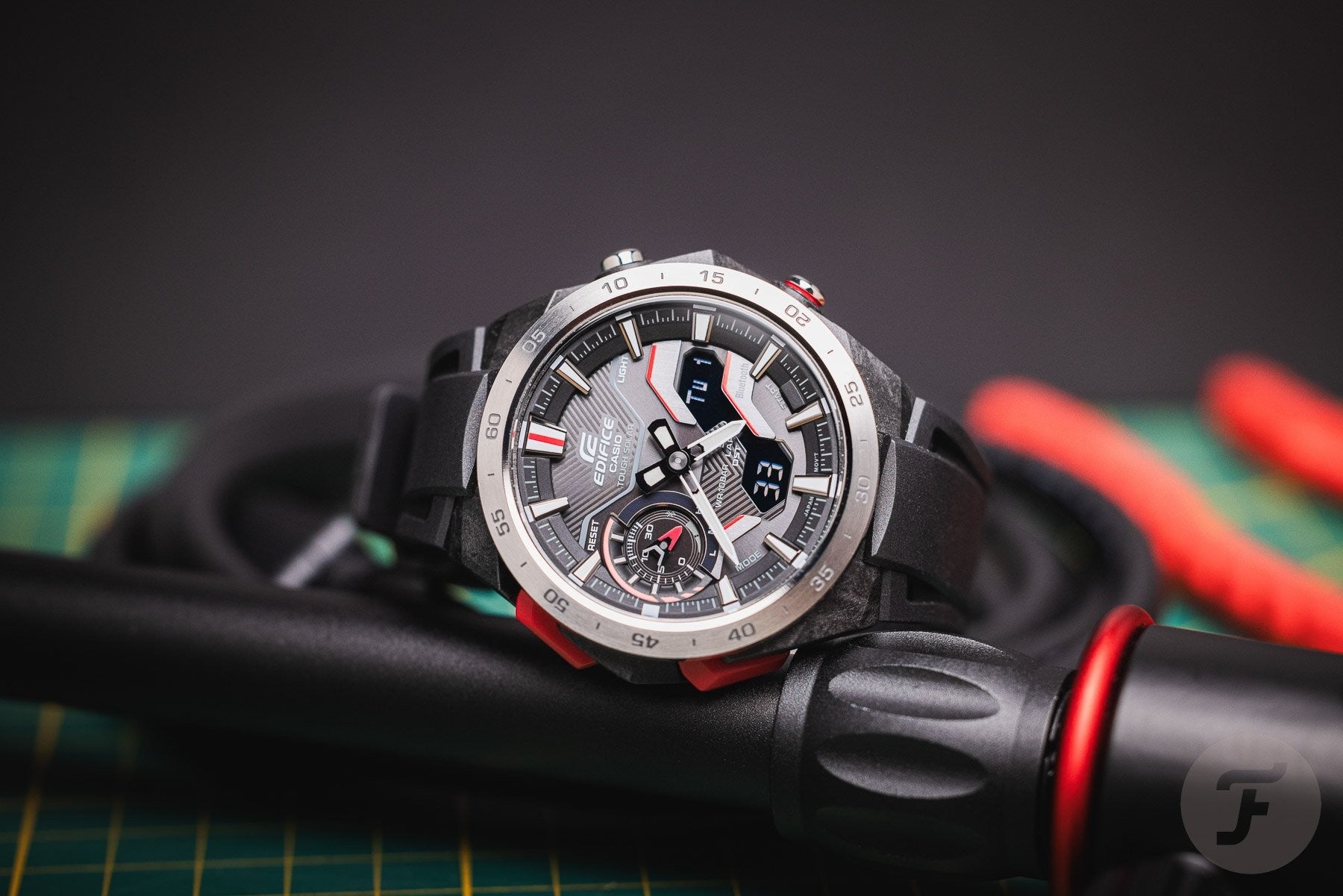 Rel P H carbono/borracha Casio ECB-2200P-1AEF