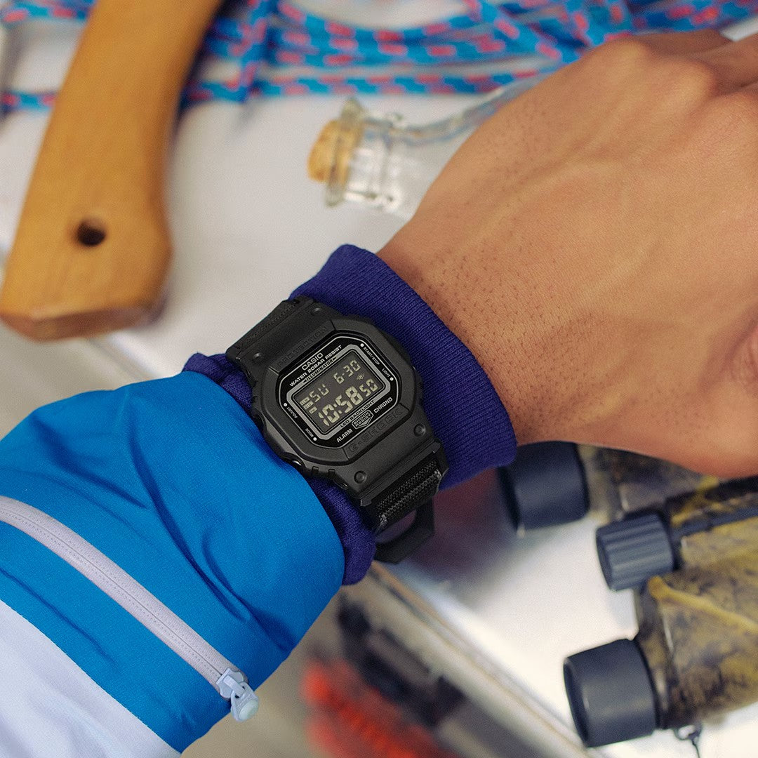Relógio Casio G-Shock DW-5600MNC-1ER