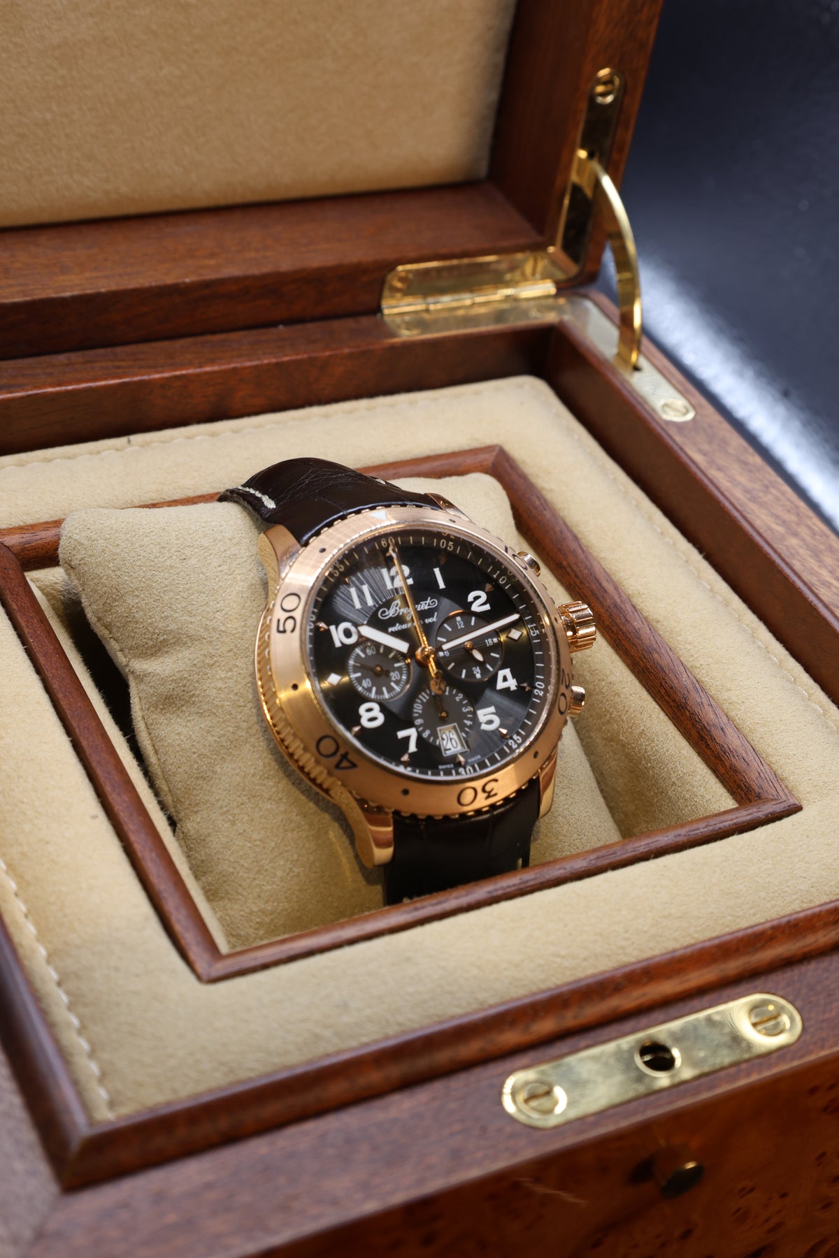 Relógio pulso em ouro Breguet Type XXI refª 3810
