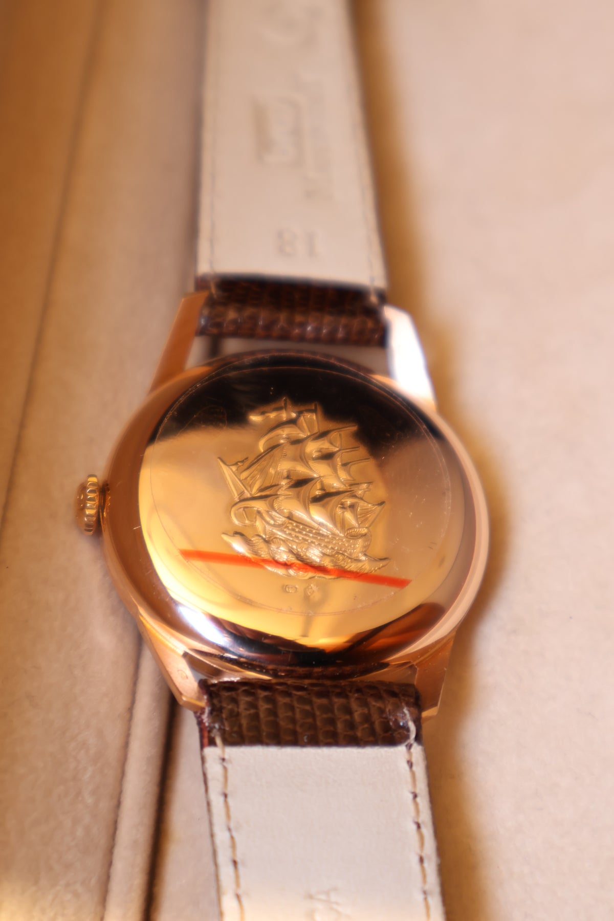 Relógio pulso em ouro Longines Flagship refª 1403