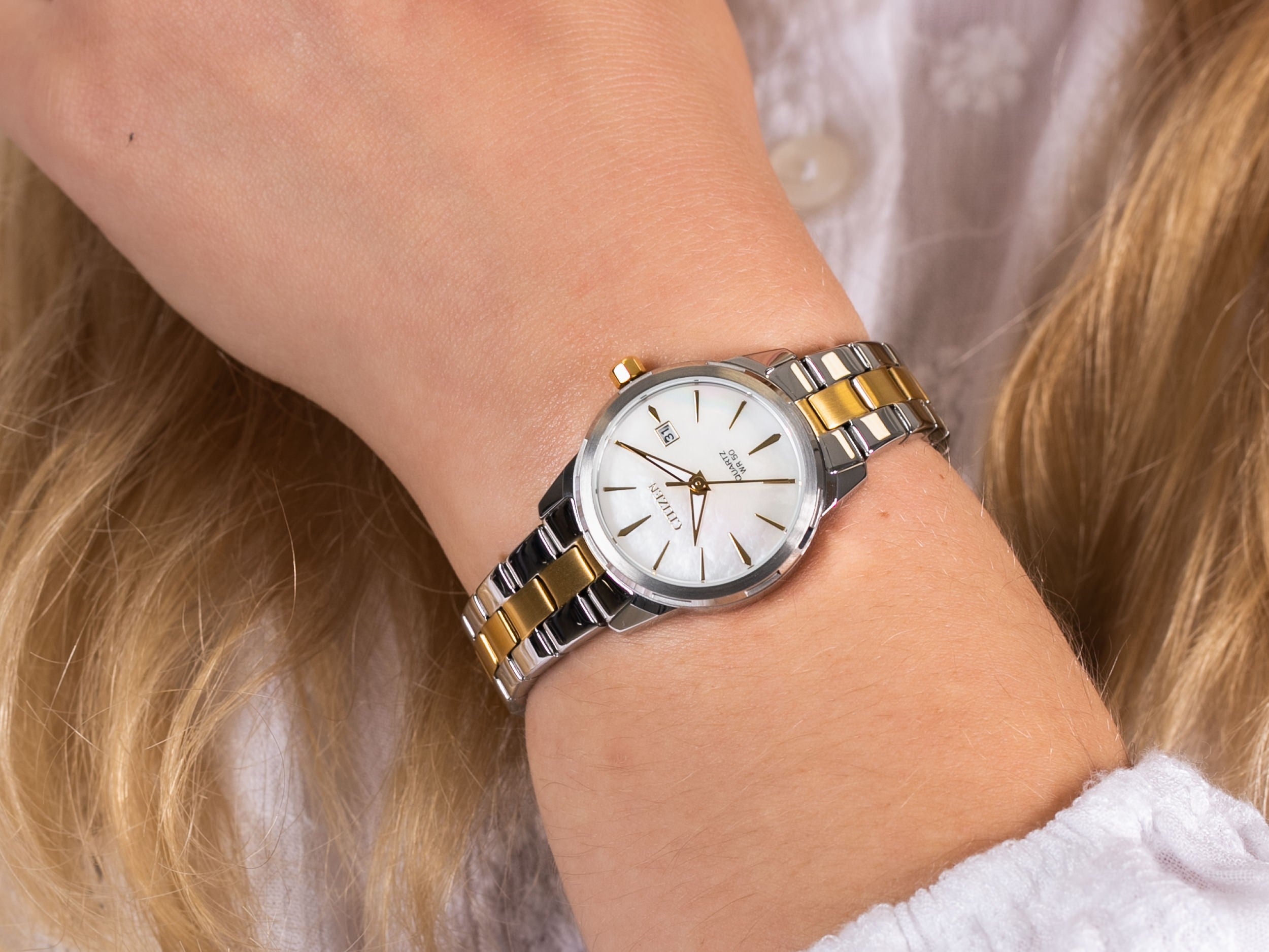 Relógio Citizen Analogico Lady Quartz EU6074-51D