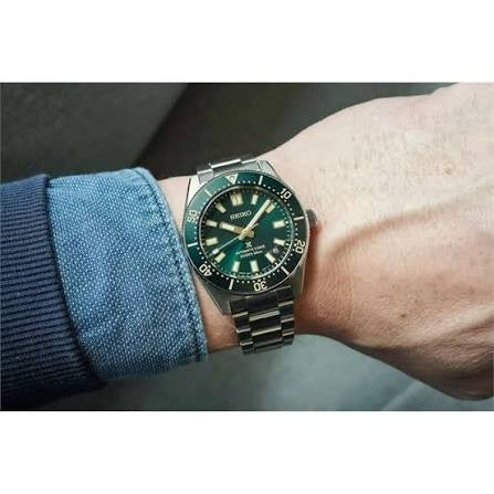 Relógio Seiko Prospex Diver`s EL HBC010J1